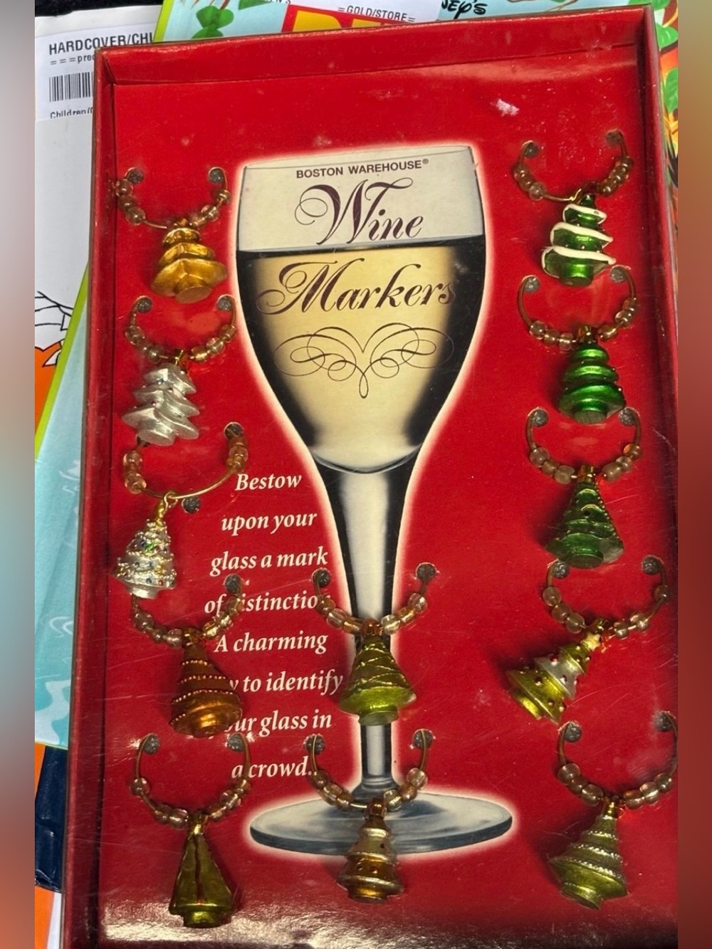 Wine markers for the holidays set